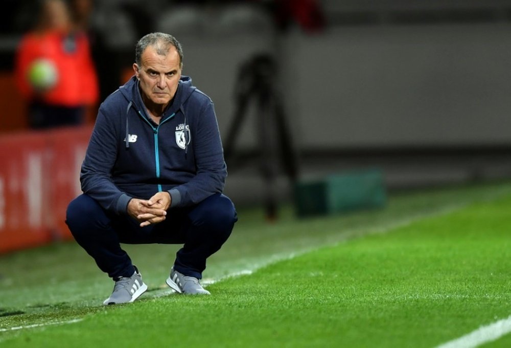 L'emblématique coach argentin de Lille Marcelo Bielsa durant la réception de Bordeaux. AFP