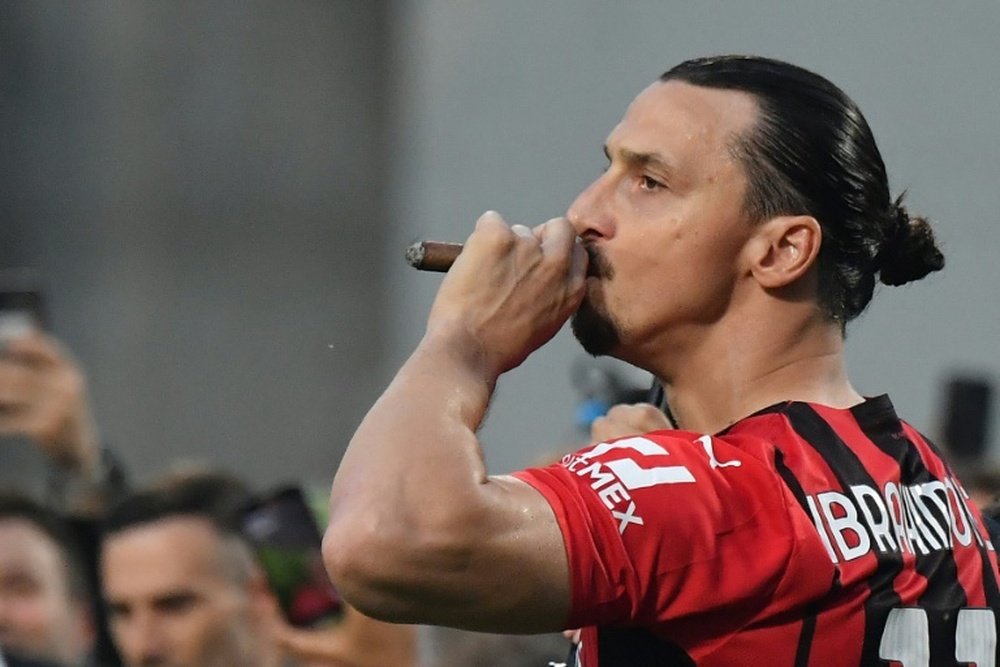 Zlatan seguirá en el Milan. AFP