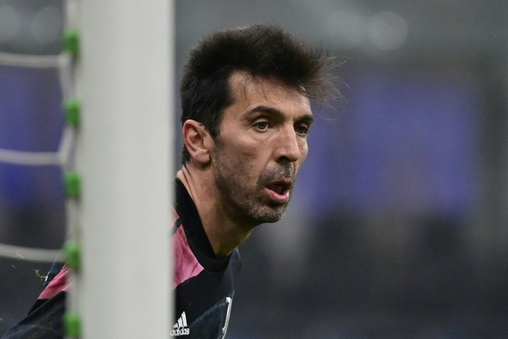 Buffon no jugó el primer partido del Parma 2021-22. AFP