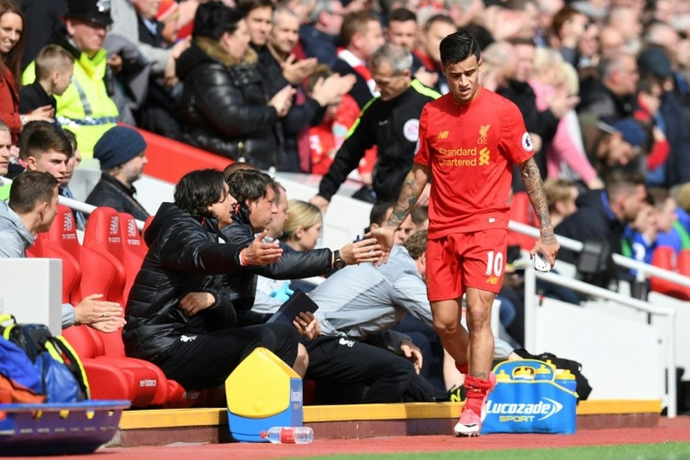 La amenaza con la que Coutinho pone en jaque al Liverpool. AFP