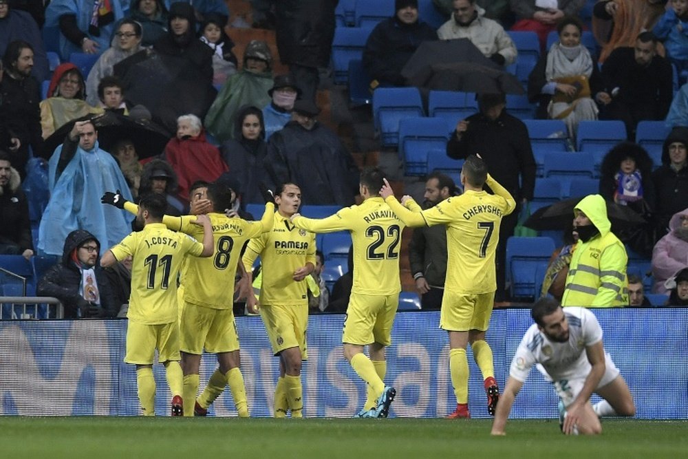 Les joueurs de Villarreal heureux après avoir battu le Real Madrid au Stade Barnabeu. AFP