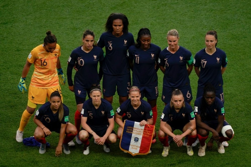 A Seleção Francesa venceu a Coreia do Sul na estreia do Mundial de Futebol Feminino. AFP