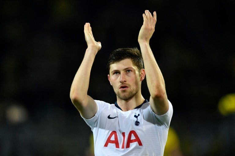 Tottenham deve estender contrato de Ben Davies