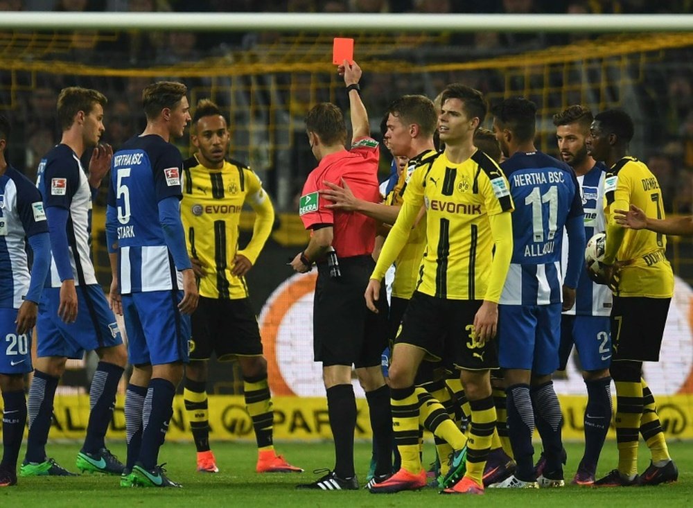 El Borussia de Dortmund ha vuelto a ceder dos puntos en su pugna por la Bundesliga. AFP