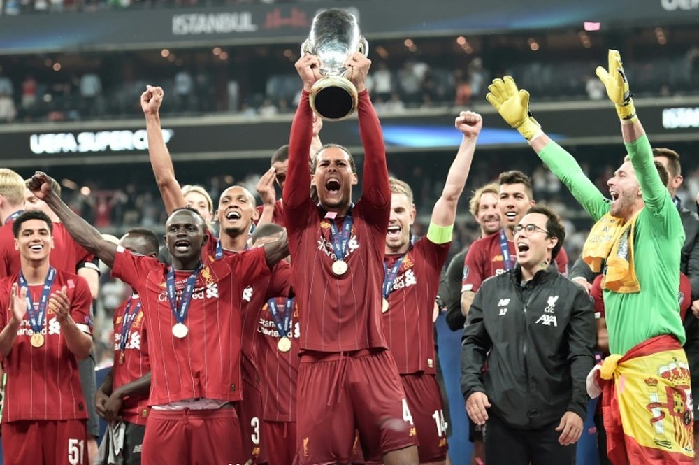El Liverpool se ha puesto manos a la obra para renovar a sus estrellas. AFP/Archivo