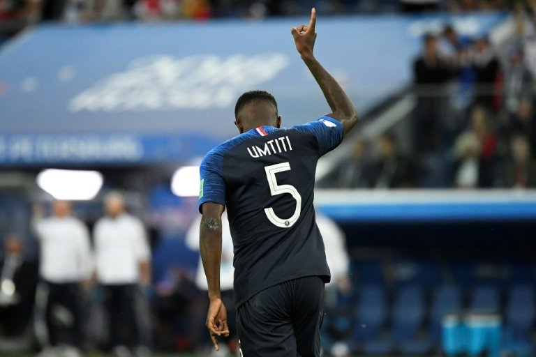 OFICIAL: Umtiti se retira del fútbol a los 31 años. AFP