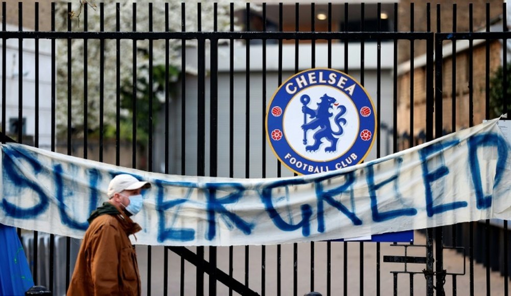 Les fans de Chelsea demandent des explications. AFP