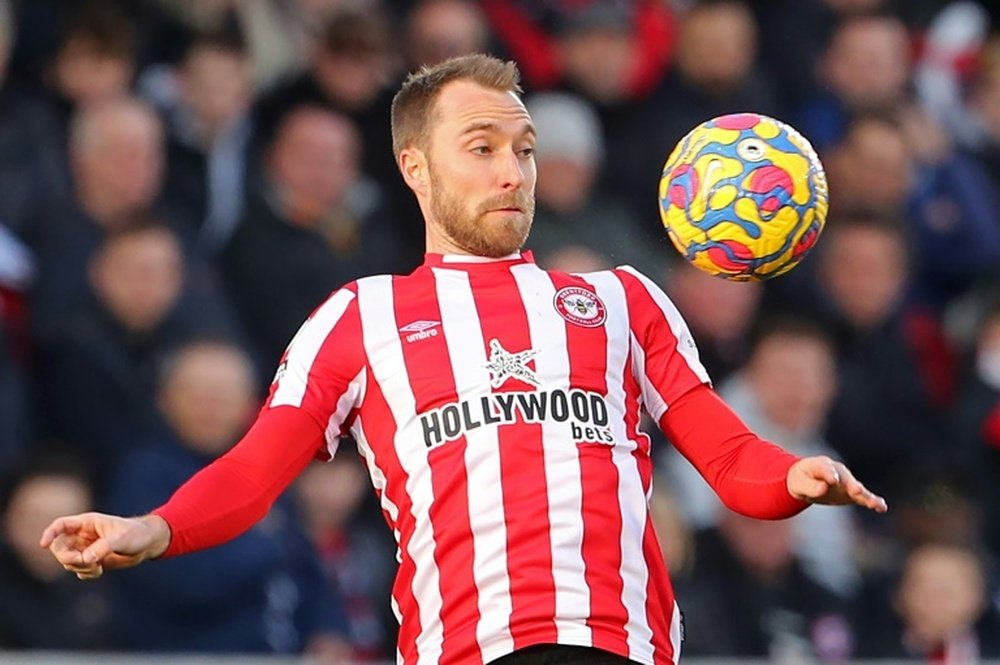 Eriksen volvió a ser titular y ante el Burnley consiguió su primera asistencia. AFP