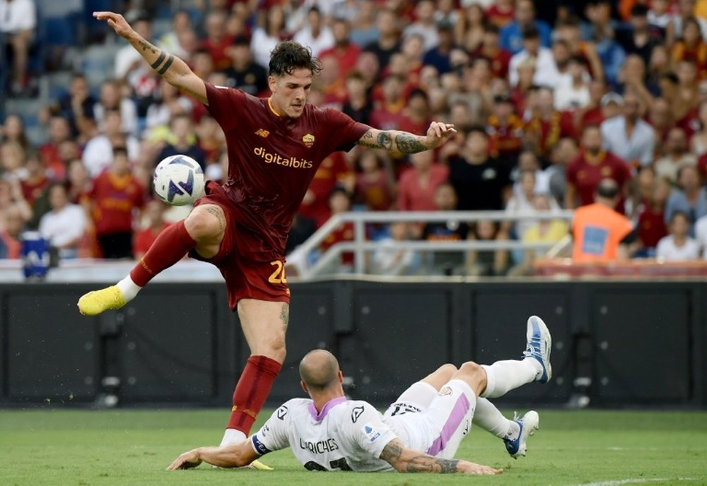 Zaniolo is negotiating his renewal with Roma. AFP