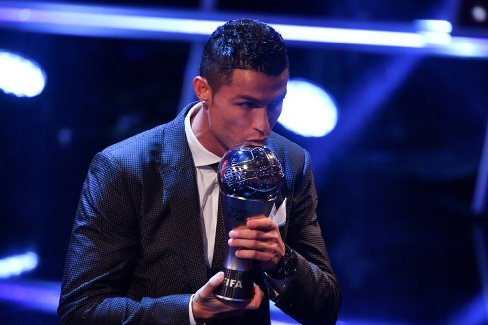 Cristiano Ronaldo distingué comme le meilleur joueur de la Fifa de l'année 2017. AFP