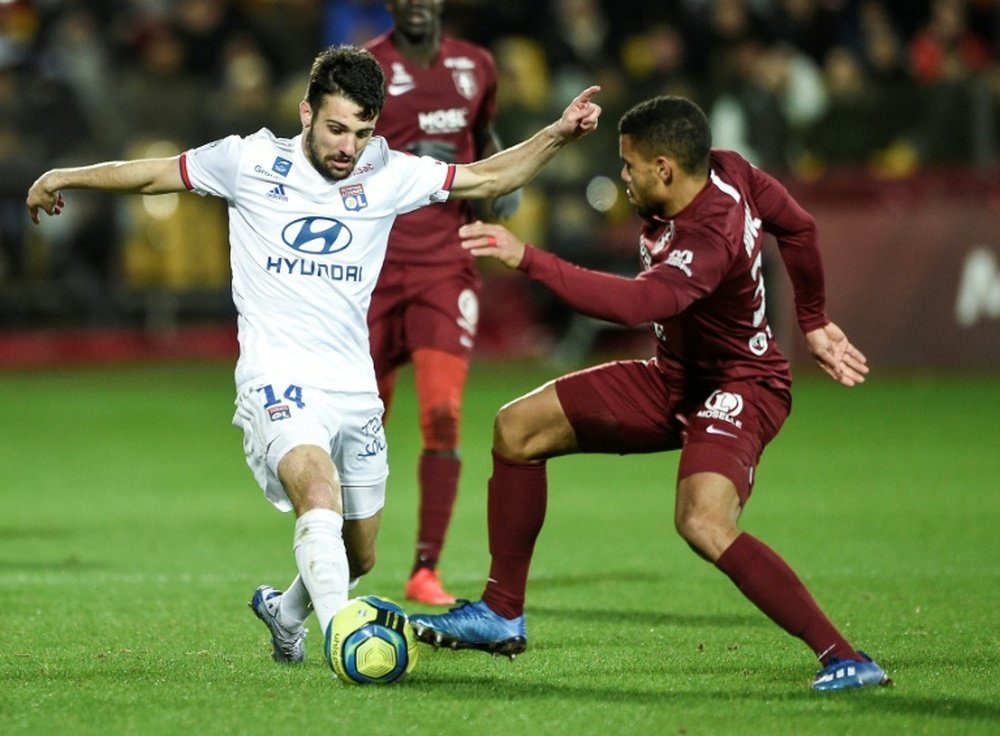 Metz-Lione 0-2: decidono Dembélé e Aouar, Juventus avvertita. AFP