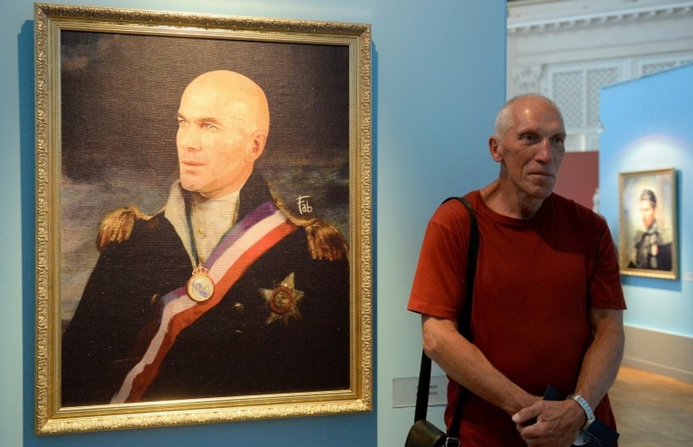 Le portrait de Zinédine Zidane en habit de général du XIXe siècle. AFP