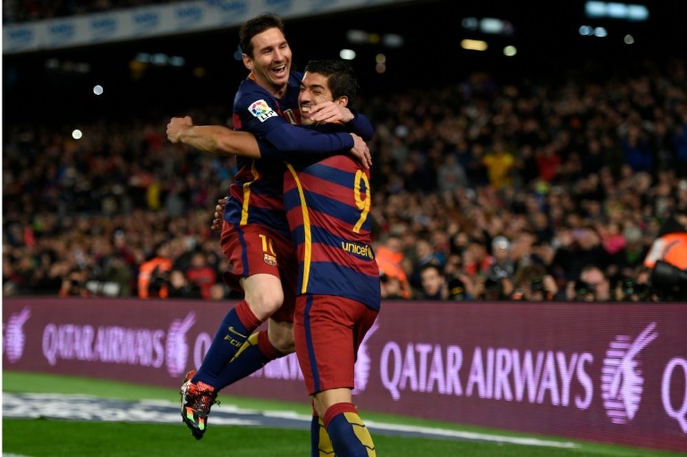 Messi le dio a Luis Suárez una asistencia de penalti en vez de lanzar como se hace habitualmente.