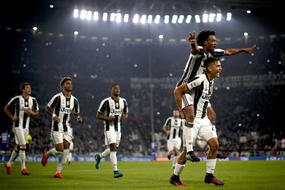 La joie des joueurs de la Juventus après le but de Paulo Dybala contre Usinese, le 15 octobre 2016 à Turin