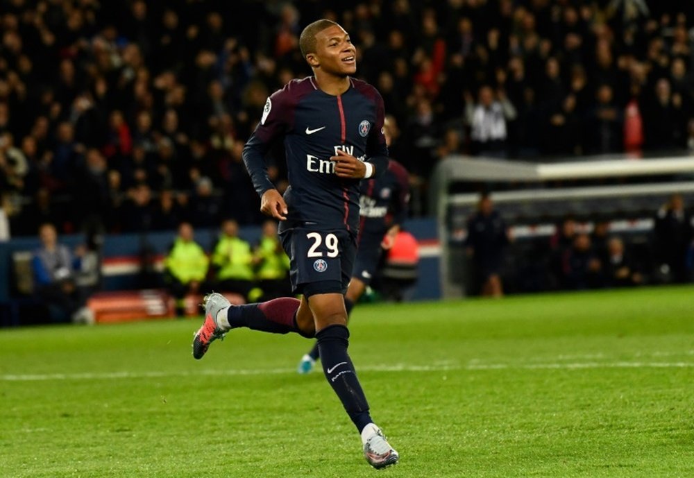 La pépite parisienne Kylian Mbappé après avoir provoqué le 2e but parisien face à Lyon. AFP