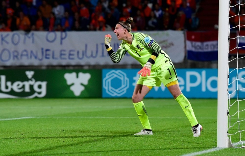 La gardienne des Pays-Bas Sari van Veenendaal lors du match face à la Belgique à l'Euro. AFP