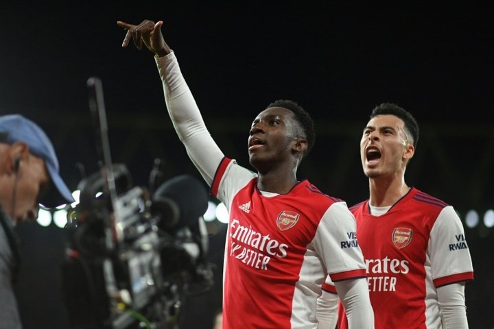 Nketiah quiere ser titular con el Arsenal. AFP