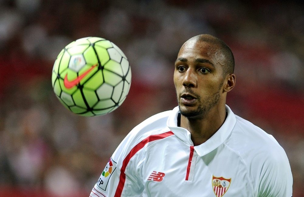 Sevilla midfielder Steven N'Zonzi has admitted he wants out of the club. AFP