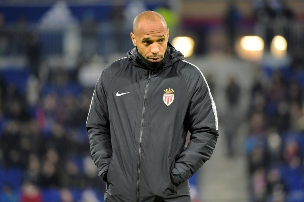 Golovin critica Thierry Henry como treinador. AFP
