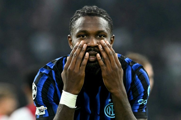 Marcus Thuram marcó dos goles en Ámsterdam. AFP