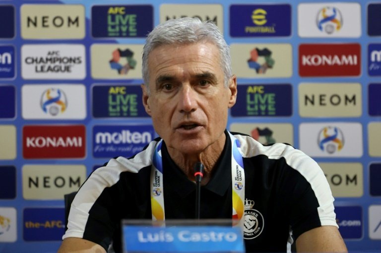Luis Castro nega interferência de Cristiano Ronaldo no comando do Al-Nassr