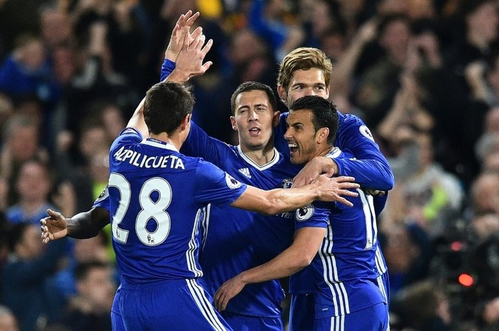 Chelsea reforça liderança da Premier League