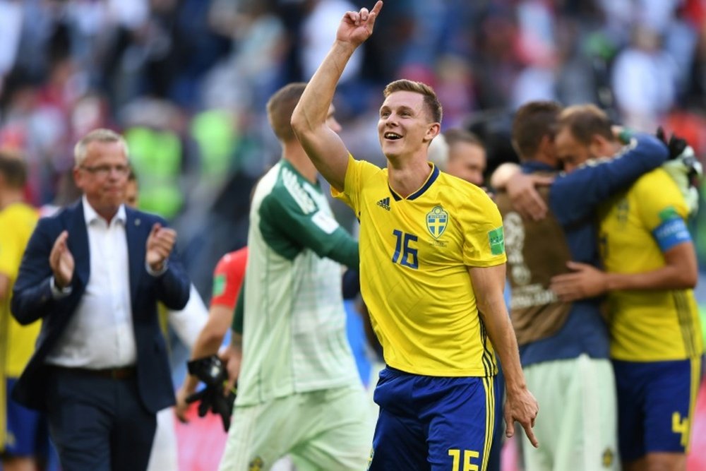 El jugador sueco podría abandonar el Newcastle. AFP