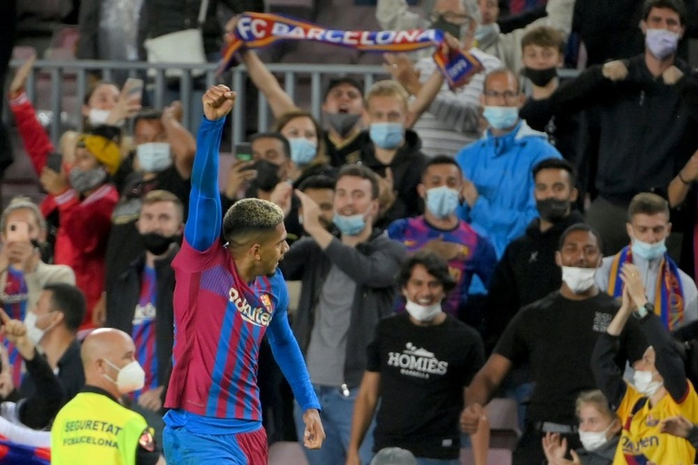 Araujo regala un punto in extremis al Barça. AFP