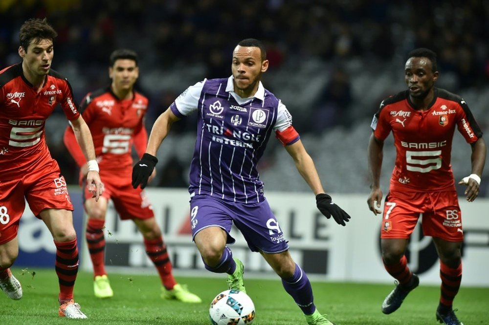 Braithwaite podría dejar la Ligue 1 por la Premier. AFP