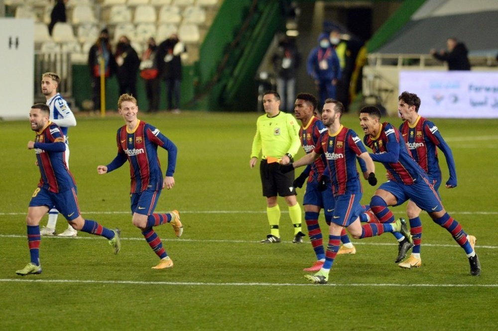 Barcelona está na final da Supercopa da Espanha após decisão nos pênaltis. AFP