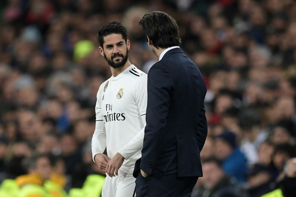 Solari deja a Isco fuera del derbi. AFP