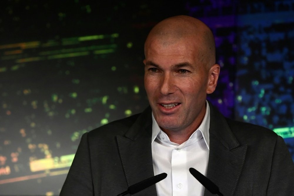 Zidane aseguró sentirse muy feliz en su regreso al Madrid. AFP
