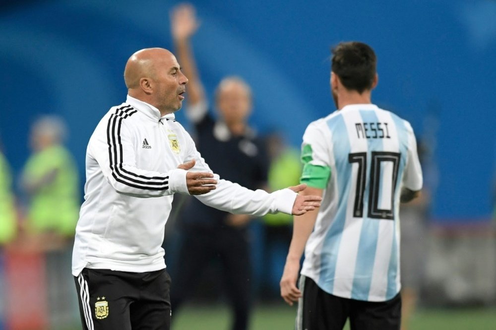 Sampaoli, Messi y un cambio del que todo el mundo habló. AFP