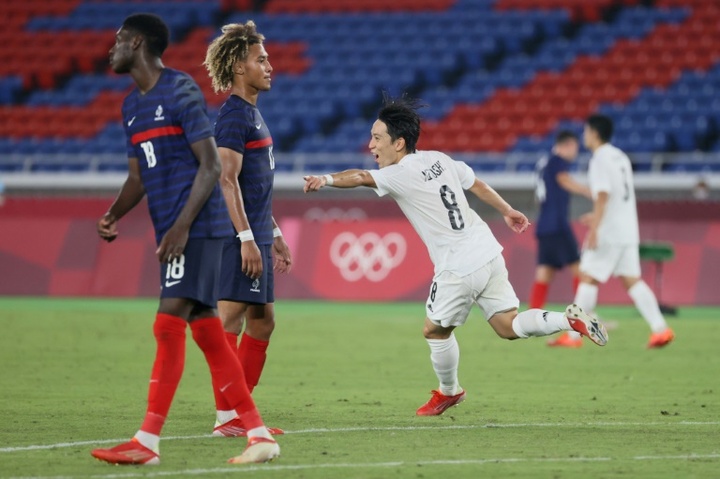 La France coule face au Japon et quitte les Jeux Olympiques. AFP
