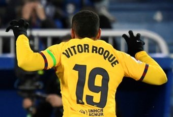 Barcelona player Vitor Roque is not considering the option of leaving on loan next season despite having very little playing time. The Brazilian forward aims to continue growing in order to have more opportunities next campaign.