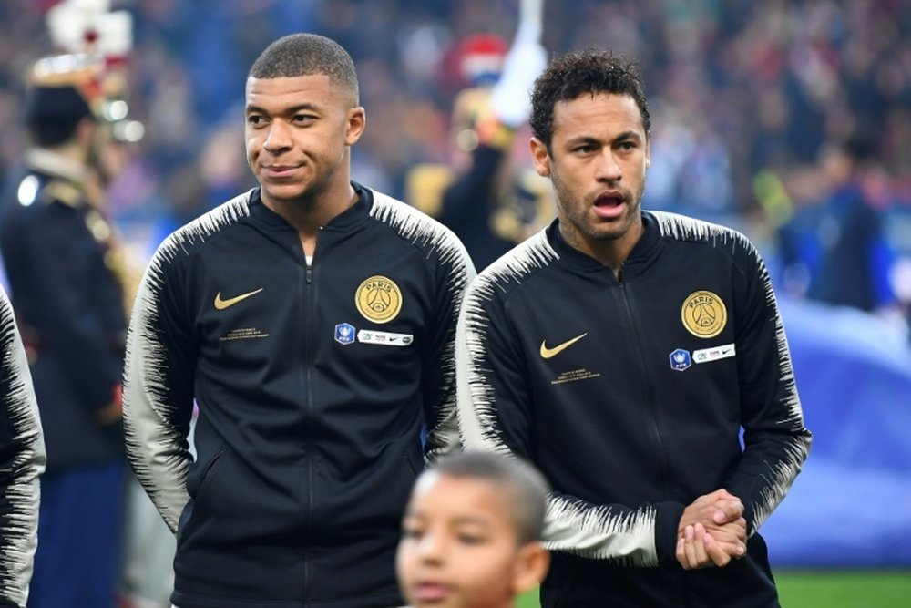 Mbappé solapa a un Neymar relegado a las sombras. AFP