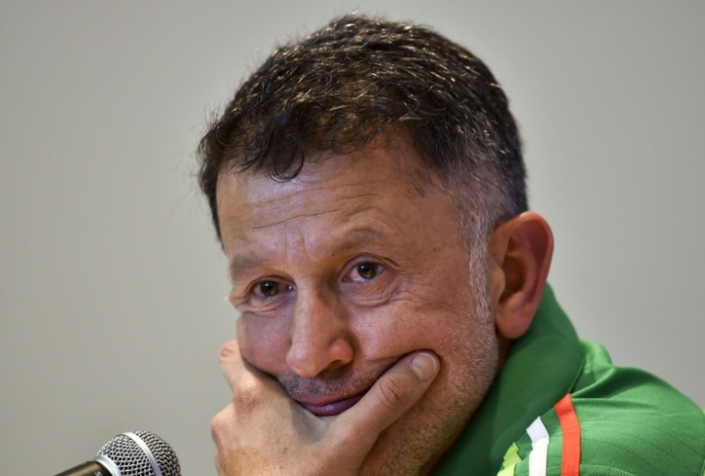 Juan Carlos Osorio tendrá que reducir la lista de 40 jugadores a 23. Archivo/AFP/EFE