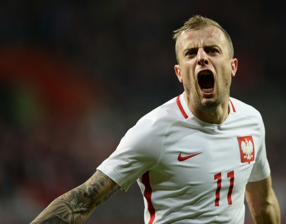 La Premier League tienta al polaco. AFP