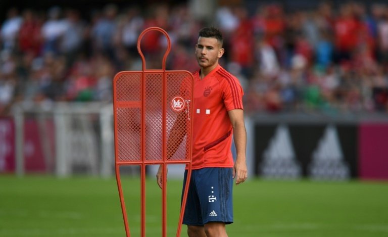 Lucas busca su sitio
