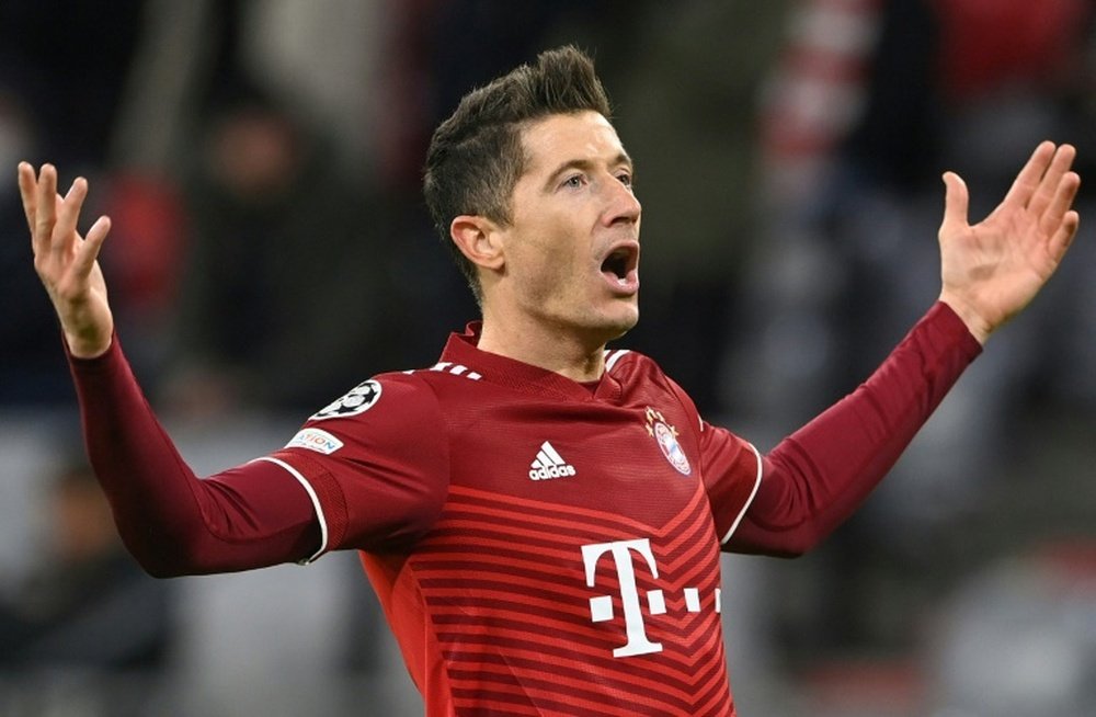 El Barça sigue pendiente de Lewandowski. AFP