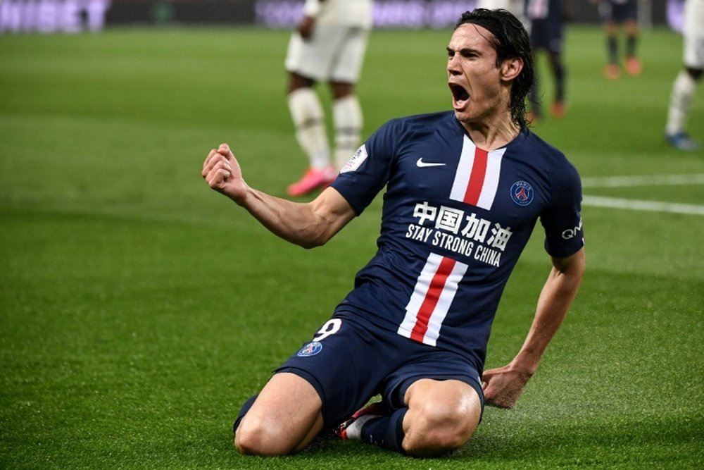 Cavani no va a París para seguir con la puesta a punto. AFP