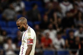 El Olympique de Lyon, en el primer partido después de la destitución de Laurent Blanc, no pudo pasar del empate en el partido de este domingo ante el Le Havre.