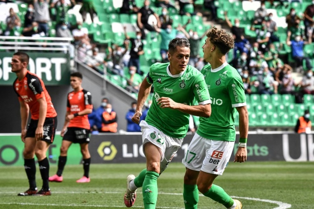 Saint-Étienne lance sa saison, Monaco se relance. AFP