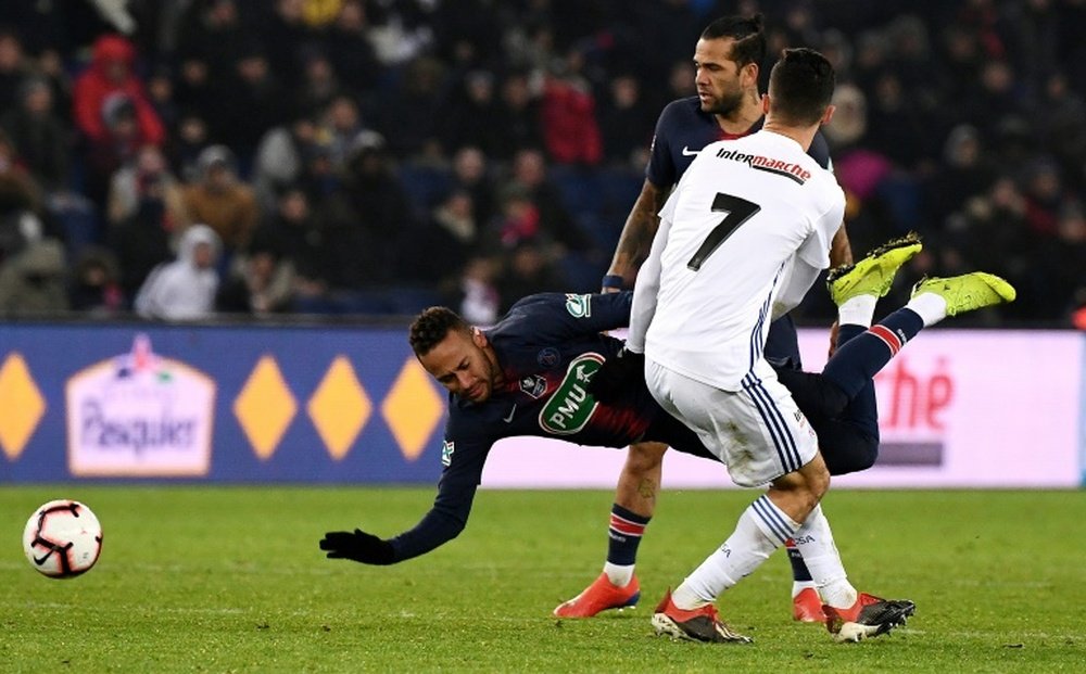 Neymar manquera certainement le match de C1. AFP