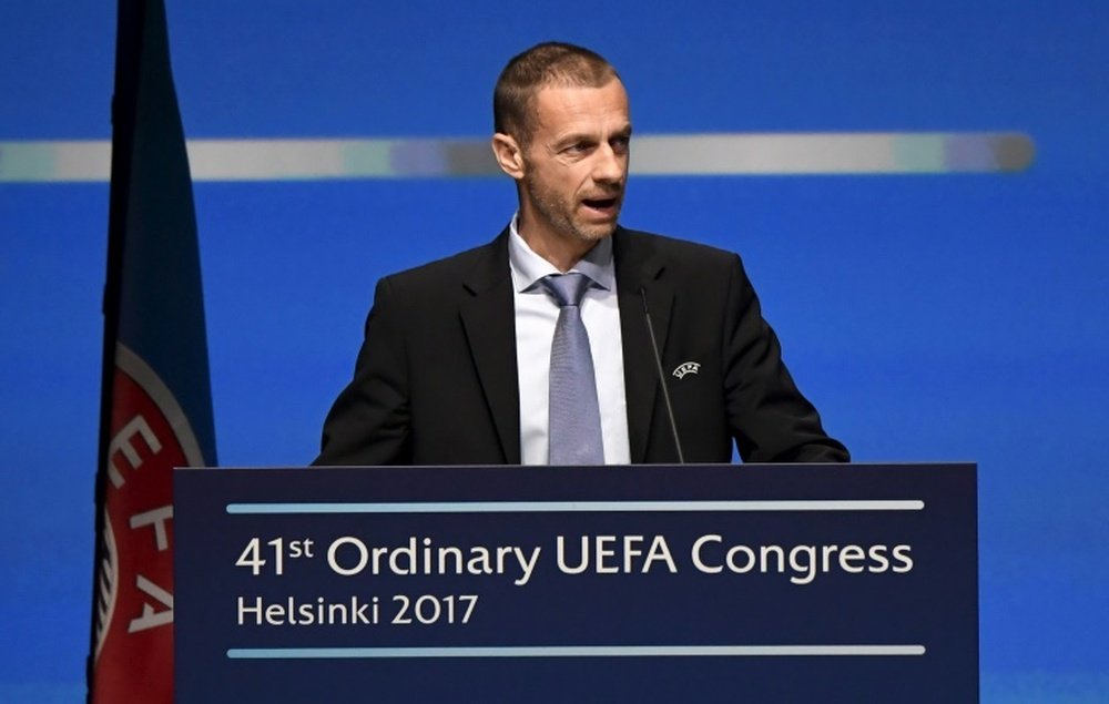 Ceferin, presidente de la UEFA, es uno de los mayores valedores del 'fair play'. AFP