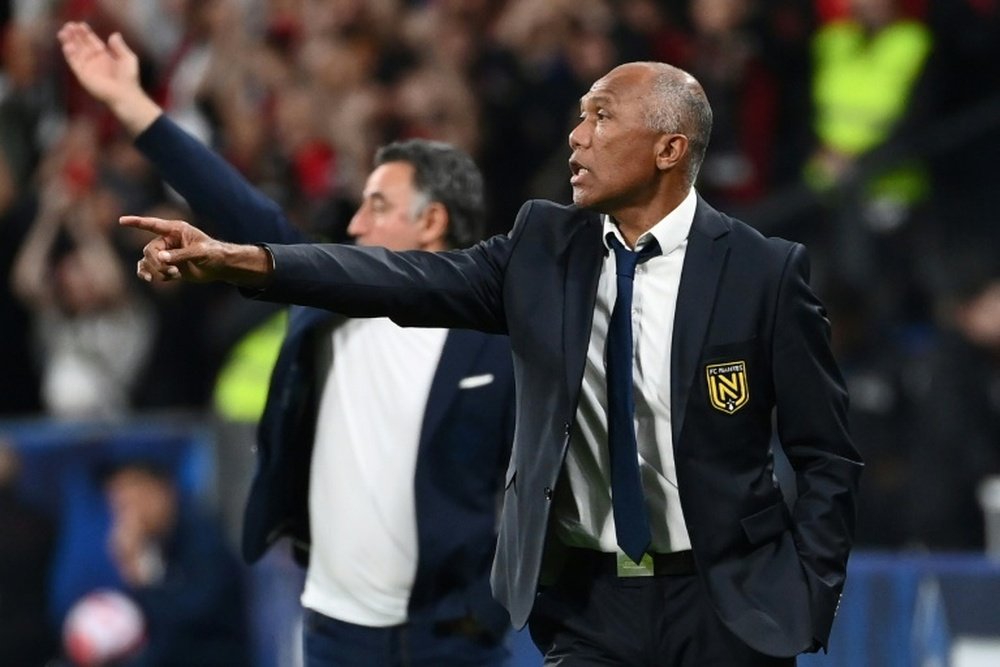 Antoine Kombouaré a réagi aux chants honteux des supporteurs Niçois. AFP