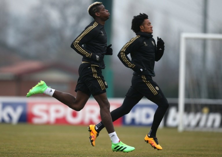 Paul Pogba sprints through New York's Central Park giving onlookers a  surprise