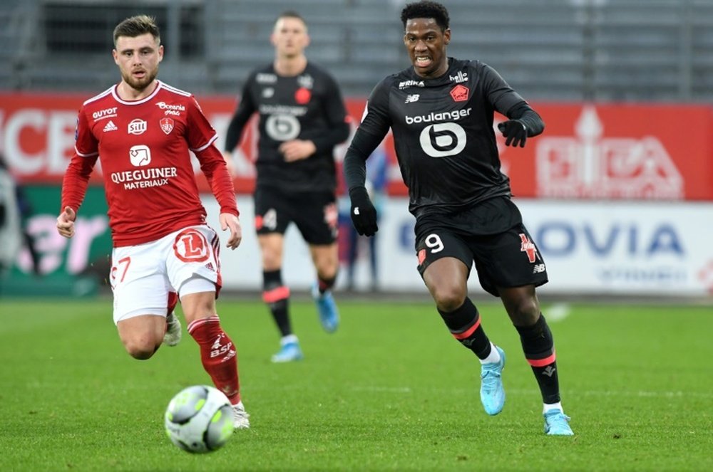 El Lille perdió contra el Stade Brestois. AFP