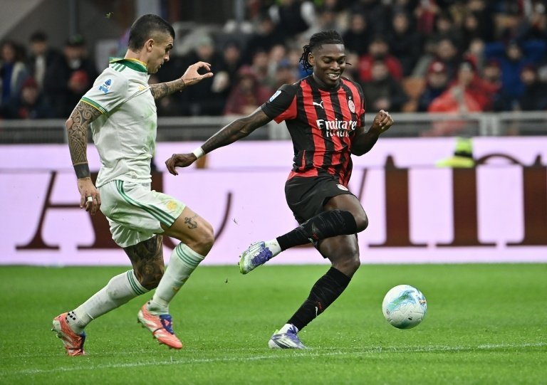 Il genio di Leao e i guantoni di Maignan aprono la strada al Milan