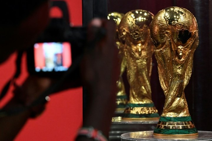 Les quatre chapeaux du tirage de la Coupe du monde 2022. AFP